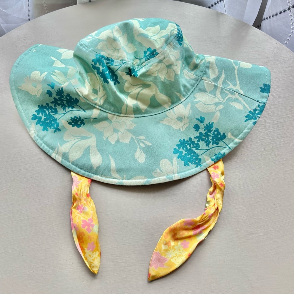 Disney World Beach Wide Brimmed Hat with Silk Tie